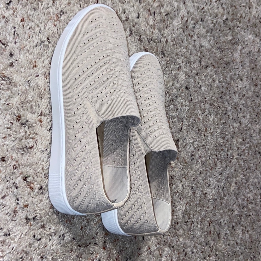 Comfort slip on sneaker.